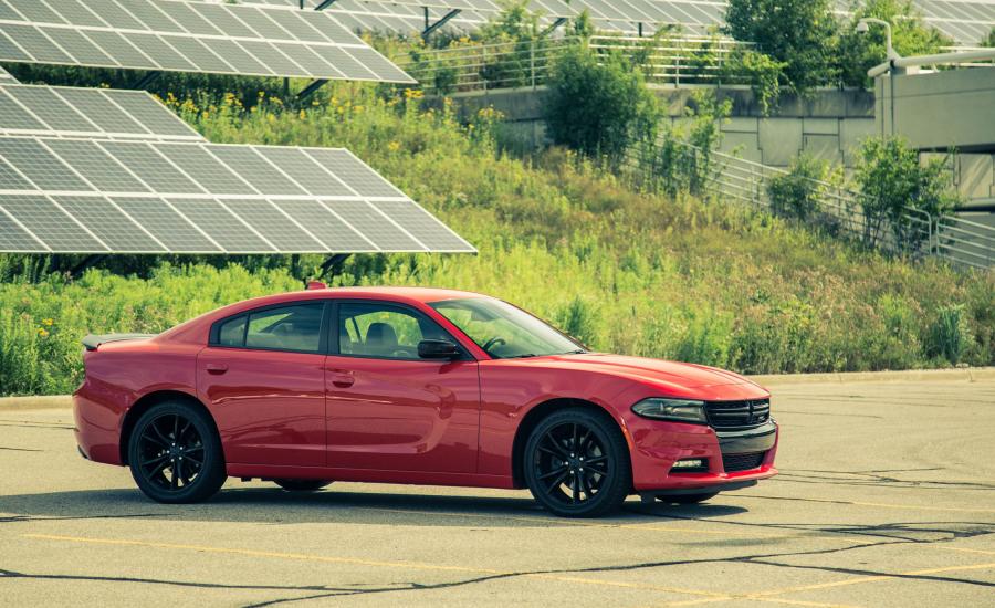  Dodge Charger SXT Blacktop 2016 года  (фото 12 из 12)